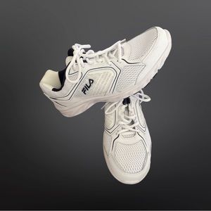 Fila Men's Memory Threshold
10.5 NWOT no Box. Cool Max Padding